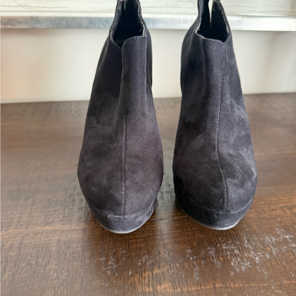 Steve Madden Black Suede Ankle Booties
